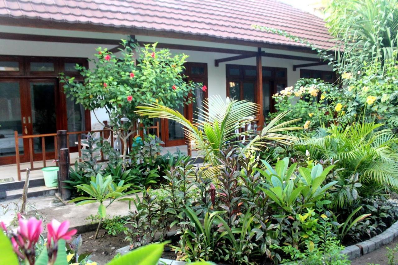Gili Smile Bungalow Gili Trawangan Exteriér fotografie