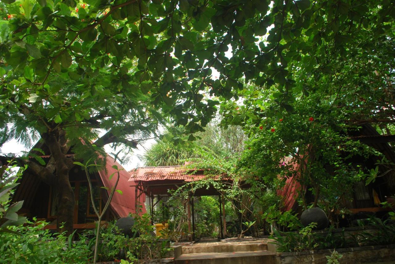 Gili Smile Bungalow Gili Trawangan Exteriér fotografie